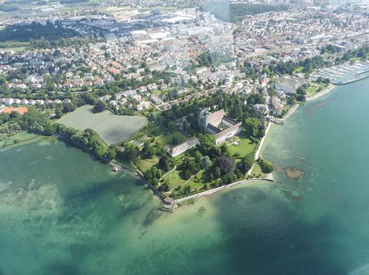 Ein Bild, das draußen, Wasser, Natur, Riff enthält.
Automatisch generierte Beschreibung